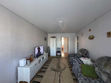S Продам 2-х ком по Металлургов 4 мкр, 3/5 этаж, не угловая