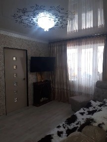 Продам квартиру, в центре города, на 3 этаже, чистая и уютная