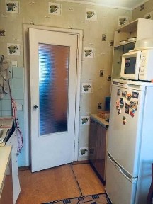 Продам 3 ком. в районе ТД Океан новой план. кирп., неугловая 19,7 млн.
