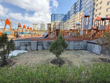 Продается однокомнатная квартира в 18 микрорайоне в черновом варианте