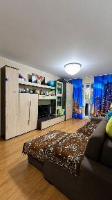Продаётся 2х ком кв на 2 этаже район Тюленина