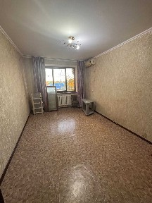 1 комнатная квартира рядом с Универмагом
