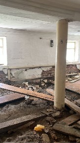 Срочно продам 2 ком квартиру в жаковском доме