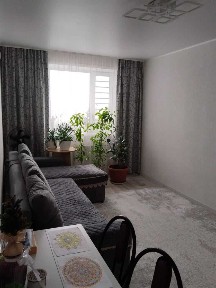 Продажа 2 км. квартиры в мкр. Аэропорт