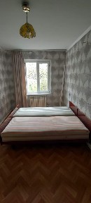 Сдам трехкомнатную квартиру в районе Прома помесячно.