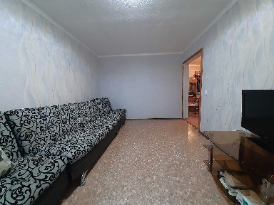 Продам 3-комнатную квартиру с раздельной планировкой