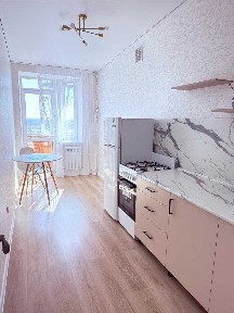 Продам 1-комнатную квартиру в мкр Береке-2