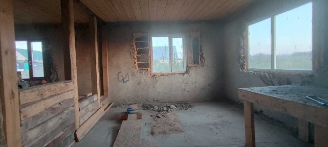 Недостроенный дом 5.900 Торг Возможен