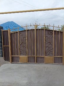 Дом продоётся городе Шу Науалиева 43 Возле базара