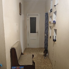 Продаётся квартира на 9-м мкр 48 м². Тёплая, не угловая, светлая.