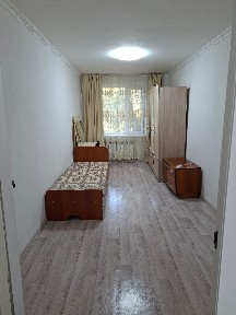 Срочно продается 2 комн квартира на 3 этаже