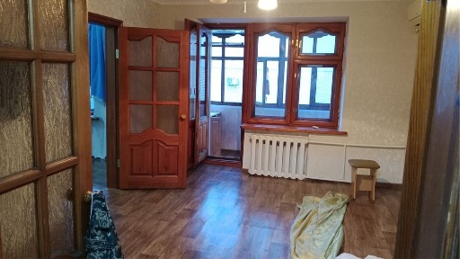 Универмагта 3 бөлмелі пәтер жалға беріледі
