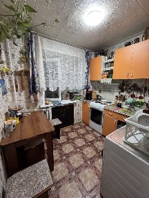 Продам 3х, 3/5, 53 кв. м, балкон. ул. Шаяхметова, 15
