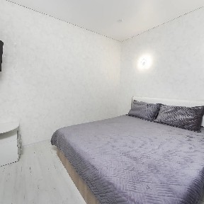Сдам квартиру по суточно в центре Чокина. 94