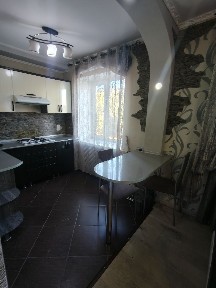 Продаём трёхкомнатную квартиру на 6 микрорайоне
