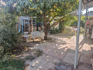 Продам дом в городе с участком 7 соток