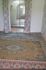 Р-н САЯХАТ, 2 комн. кв., улуч. план 50 кв. м за 11.9 млн