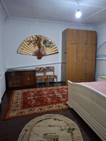 Екі бөлмелі времянка жалға беріледі.