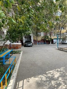 СРОЧНО 5 ком квартира 2 этаж район стройкантора