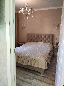 Продам квартиру Шахтеров 52 а