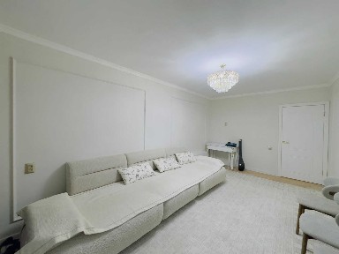 Продам 2х комн квартиру на 68 квартале с ЕВРО ремонтом. НЕУГЛОВАЯ
