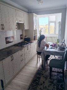 Продам 3 ком. Квартиру район ЖД вогзал