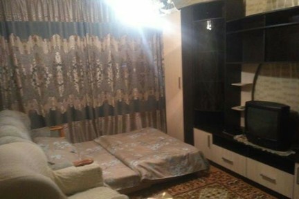 1 комн кв. Универсам около Каспи банка. Ночь