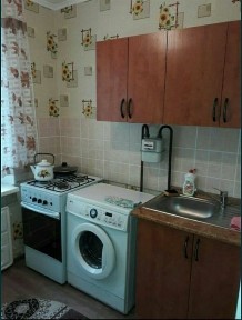 Чистая и уютная 1комнатная квартира в 9 микрорайоне, рядом Брак и Семья