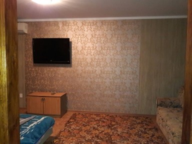1 ком кв посуточно, по часам 8 мкр, Р/н Алтай, 101,красный крест