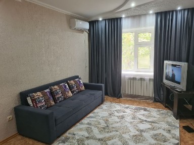 Посуточно в ЦЕНТРЕ 1 и 2 комн с WI Fi