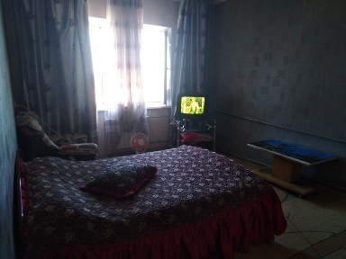 По часам по суточно на ночь квартира сдаётся в аренду чистая без запа