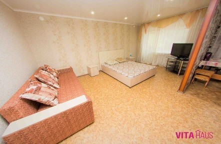 1 Ком. Помесячно. Мебелирована. Центр. Не риелтор