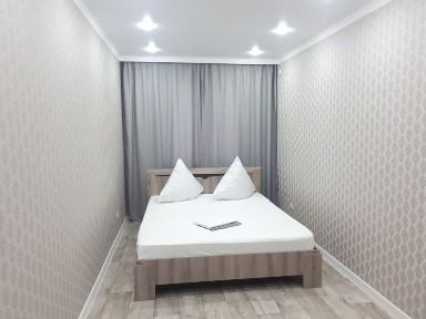 Квартира на сутки 2 комнатная по суточно аренда район КАЗИИТУ